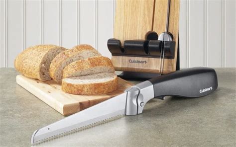 Best Electric Knife For Cutting Bread - Twin Stripe