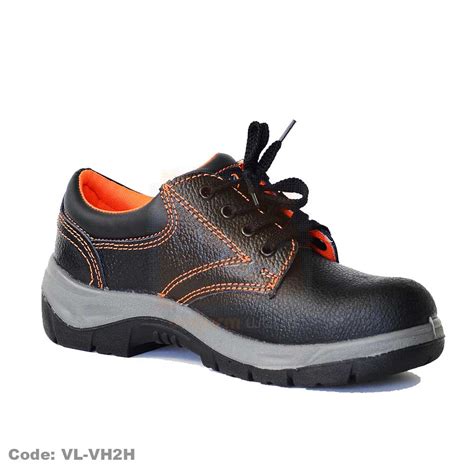 Safety Shoes Supplier in Dubai UAE - Quality PPE Steel-Toed Work Boots