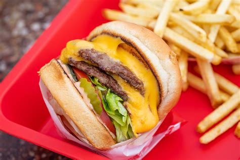 In-N-Out Burger - Palms | Discover Los Angeles