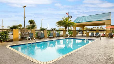 Hampton Inn Slidell from $100. Slidell Hotel Deals & Reviews - KAYAK