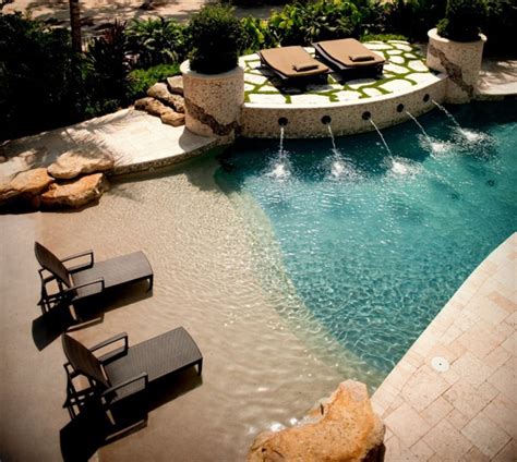 Beach Entry Pool For Your Backyard | InteriorHolic.com