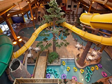 8 of the Most Incredible Indoor Water Parks | Indoor waterpark, Las vegas water parks, Water park