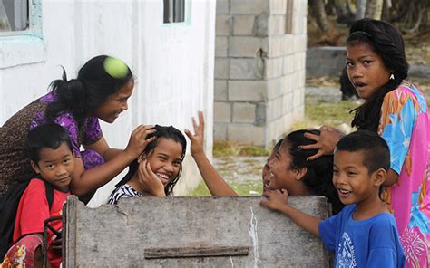 The Marshall Islands: connecting climate change and migration ...