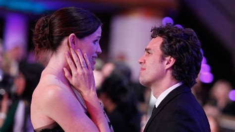 Jennifer Garner reveals Mark Ruffalo almost quit '13 Going on 30' – 101 ...