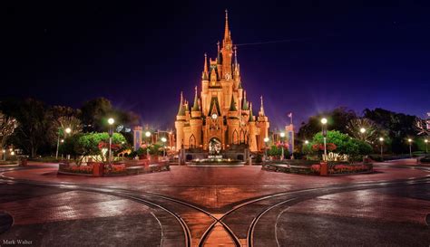 Disney world castle desktop wallpaper 8390763505 d1c0163fa4 b