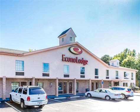 Econo Lodge Jonesboro, GA - See Discounts