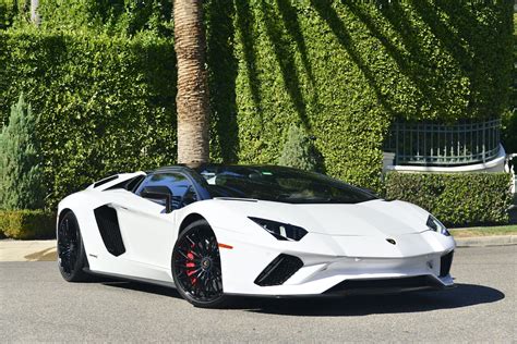 Lamborghini Aventador S Rental Los Angeles | Centurion Lifestyle