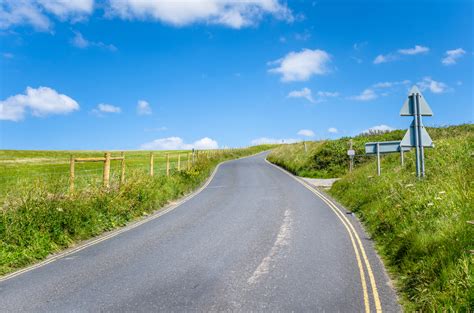 5 Essential Things to Know Before Driving on Country Roads | YourMechanic Advice