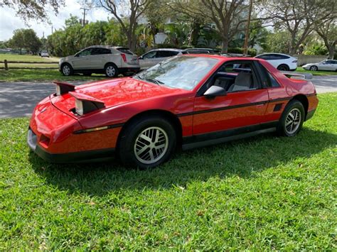 1986 PONTIAC FIERO GT 4 SPEED MANUAL V6 ONLY 67000 MILES VERY CLEAN NO ...