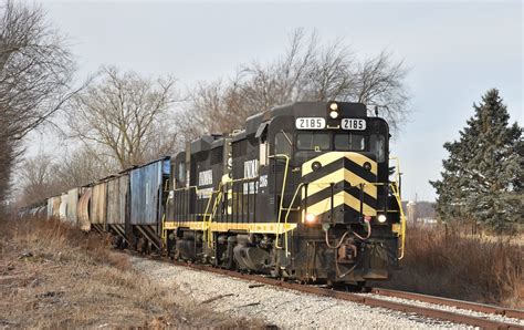 A pair of GP30's working the Local on the Indiana Northeas… | Flickr