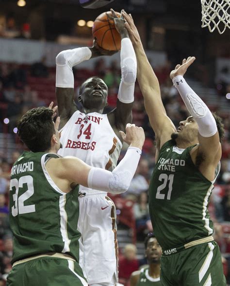 UNLV men’s basketball team finds ways to bond virtually | Las Vegas ...