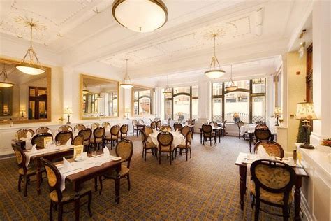 Best Hotels near The Abbey Theatre Dublin - 3 star Wynn's