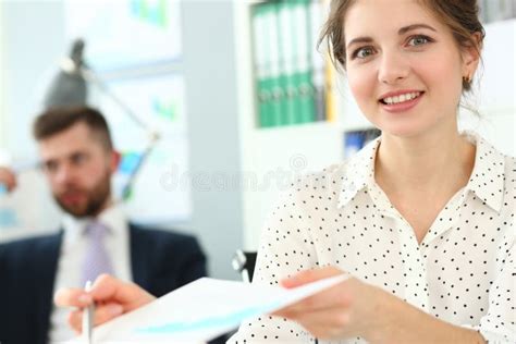 Manager Give Paper To Boss To Sign, Good Secretary, Reliable Worker Stock Photo - Image of ...