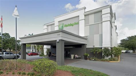 Holiday Inn St. Petersburg West has sold - Tampa Bay Business Journal