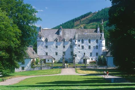 Stay in a Castle - Scottish Castle Accommodation | Stay in a castle ...