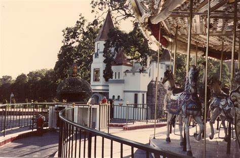 Neverland_-_Park_-_Castle