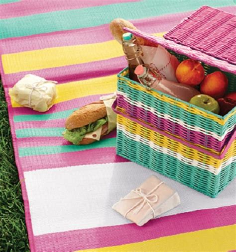 20 Picnic Baskets to Buy or DIY - Brit + Co