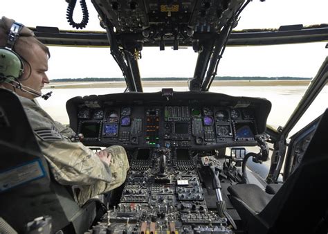 The cockpit of an HH-60G Pave Hawk : cockpits