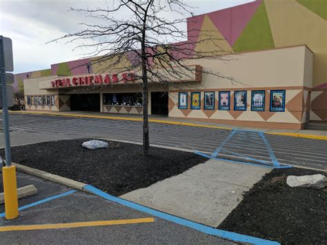 Movie Theater «Regal Cinemas Hadley Theatre 16», reviews and photos ...