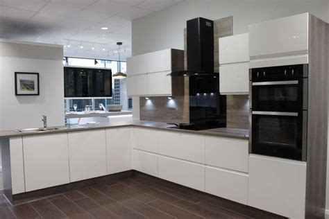 Miele Kitchen Cabinets - Miele Kitchen by Tamie Glass & Uli Danel ...