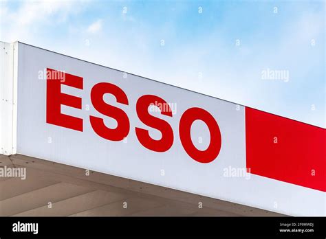 Logo esso gas hi-res stock photography and images - Alamy