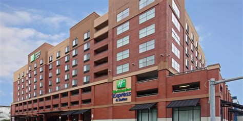 Tacoma Hotels Near Tacoma Dome | Holiday Inn Express & Suites Tacoma Downtown