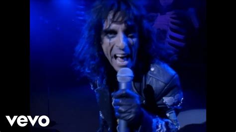 Alice Cooper - Feed My Frankenstein (Official Video) Chords - Chordify