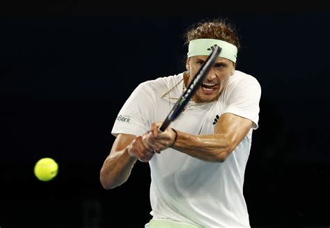 Zverev stuns Alcaraz to reach Australian Open semi-finals | Reuters