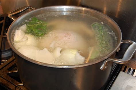 Homemade Chicken Stock Recipe ⋆ 100 Days of Real Food