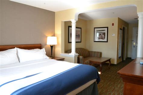 Holiday Inn Express Biddeford, an IHG Hotel Biddeford, Maine, US - Reservations.com