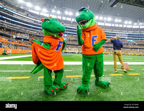 September 02, 2017: Florida Gators mascots Alberta (left) and Albert ...