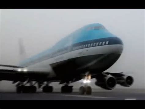 Tenerife 747 Crash, KLM PAN AM - YouTube