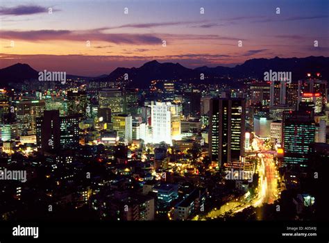 Seoul, Skyline At Night Stock Photo - Alamy