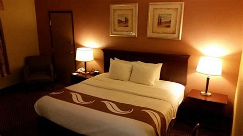 QUALITY INN & SUITES - Prices & Hotel Reviews (Bloomington, IL)