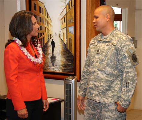 Congresswoman Tulsi Gabbard visits WTB Soldiers | Article | The United ...