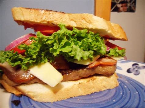 Steak Sandwich - Toasted Vienna loaf bread, Lettuce, Tomato, Cheese ...