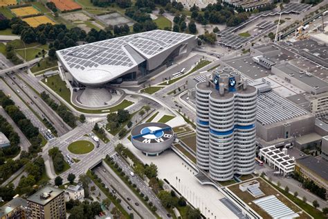 BMW Welt München: Das Auto-Museum der BMW-AG