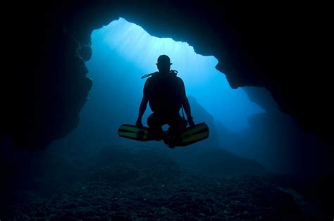 Locating the Best Cave Diving Locations in the World