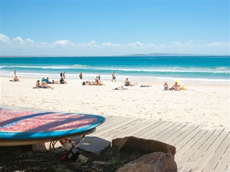 Learn to Surf Noosa | Travel Insider