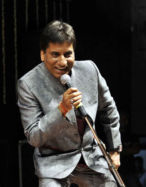 View Patna: Comedy king Raju Shrivastav puts the audience in a sea of ...