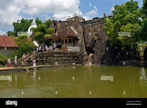 Isurumuniya Vihara Stock Photo, Royalty Free Image: 67197465 - Alamy