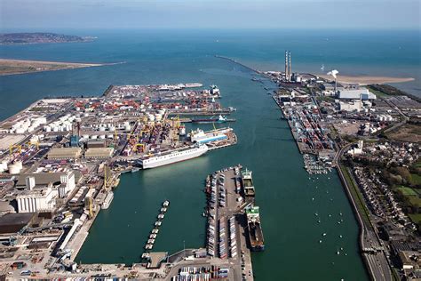 Dublin Port looking towards Ringsend - Dennis Horgan Aerial Photography