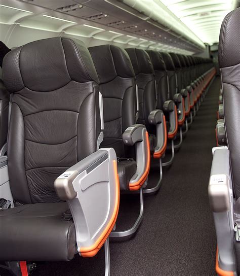 Jetstar Airbus A320 cabin interior | The cabin interior of o… | Flickr