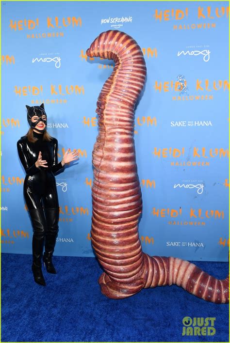 Heidi Klum's Halloween 2022 Costume Was a Worm on a Hook with Husband Tom Kaulitz as the ...