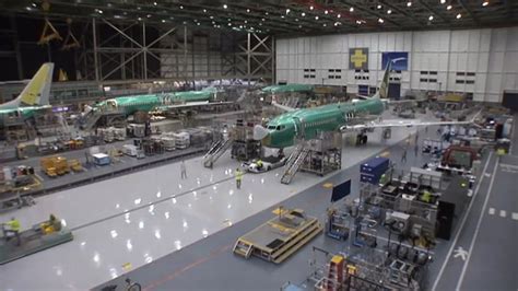 737 Max assembly at Boeing factory - ABC News