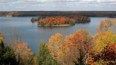 NASA shows fall colors from space over Michigan, northeast U.S.