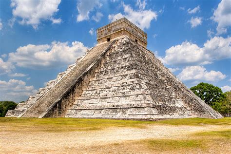 Temple Of Kukulkan At Chichen Itza Photograph by Mark E Tisdale