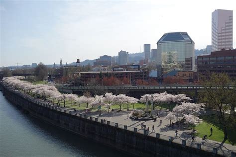 Waterfront Park, Portland, OR | Waterfront, Park, Outdoor