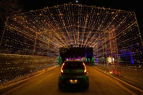 5 Holiday Lights Displays You Have To Find in Austin | UrbanMatter Austin