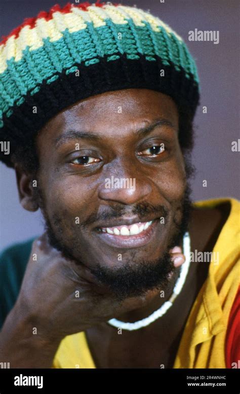 Portrait of Jamaican singer Jimmy Cliff on the set of the TV show "Formule un" broadcast on TF1 ...